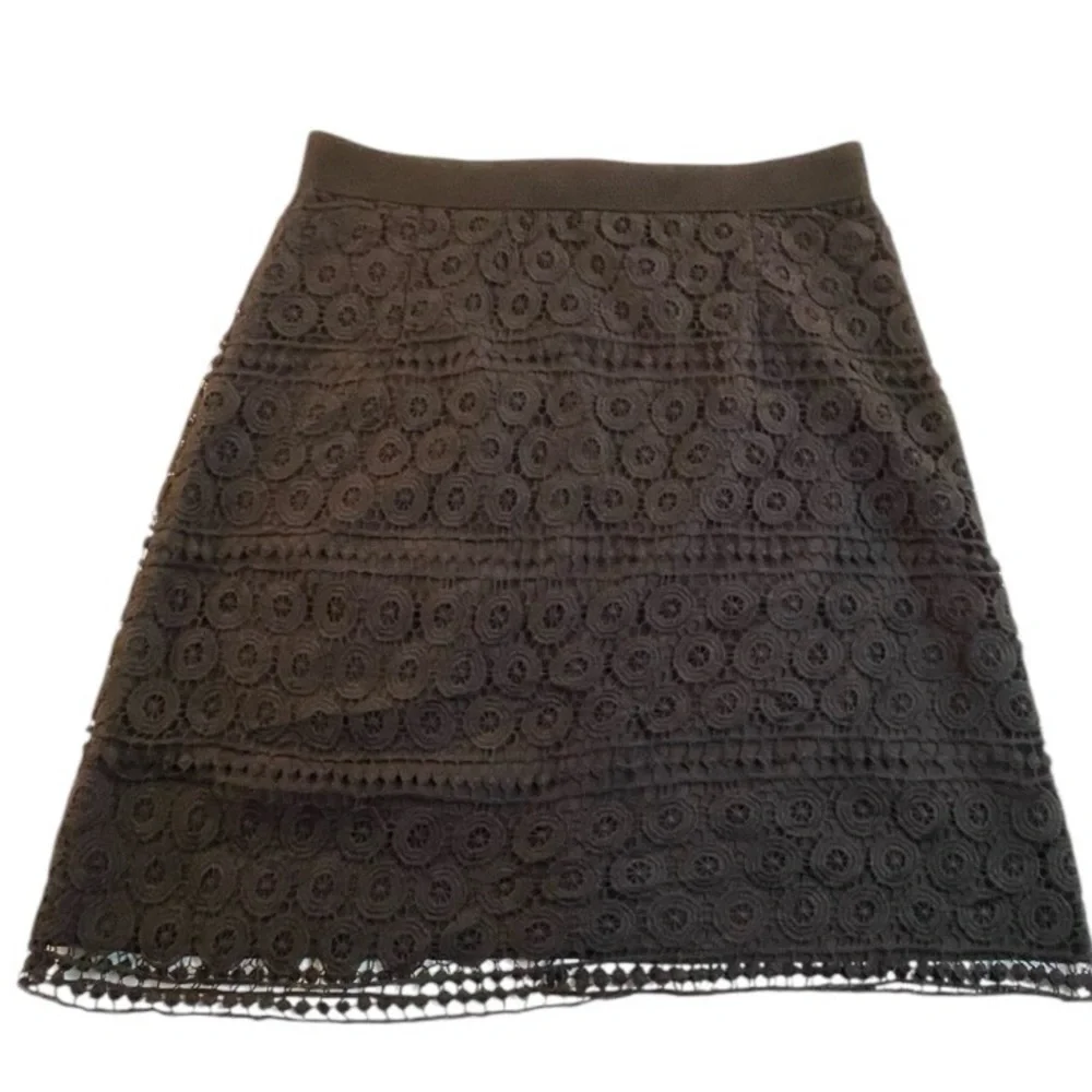 LOFT Black Lace A-Line Skirt Women’s Size 6